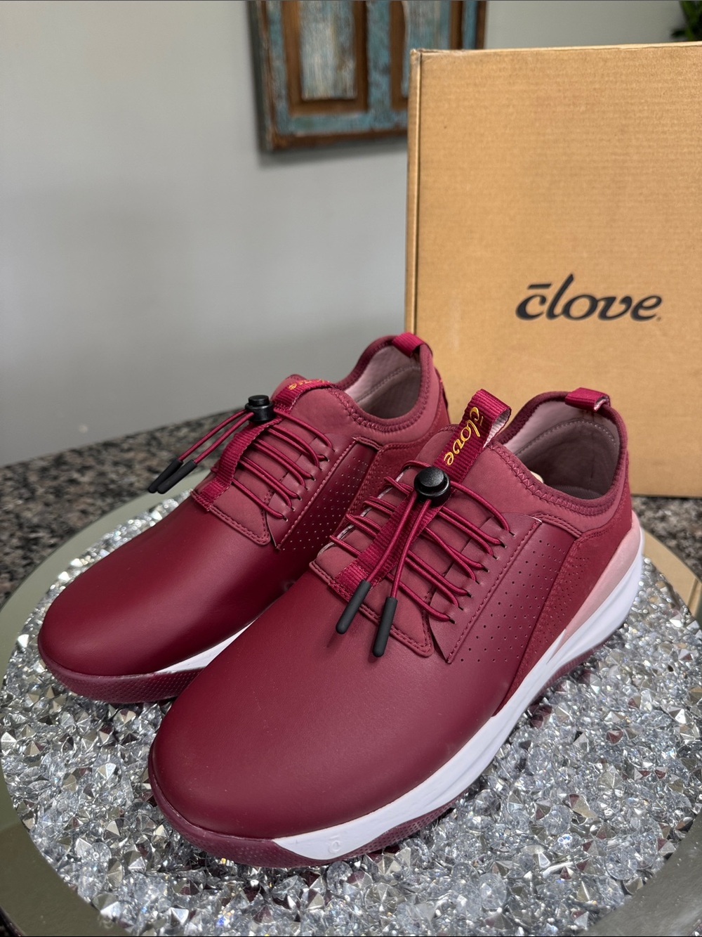 Clove limited edition classic Women's Burgundy and Pink Fashion Sneakers NEW 9 - Picture 9 of 15